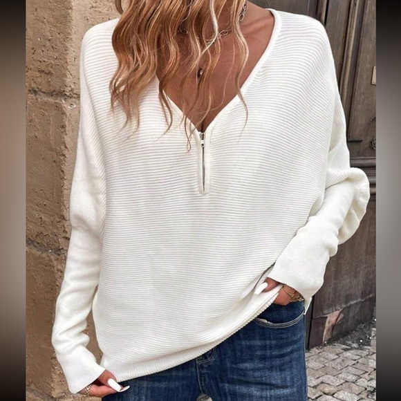 Elegant Classic Solid Batwing Sleeve V Neck Sweater Top - Picture 4 of 4